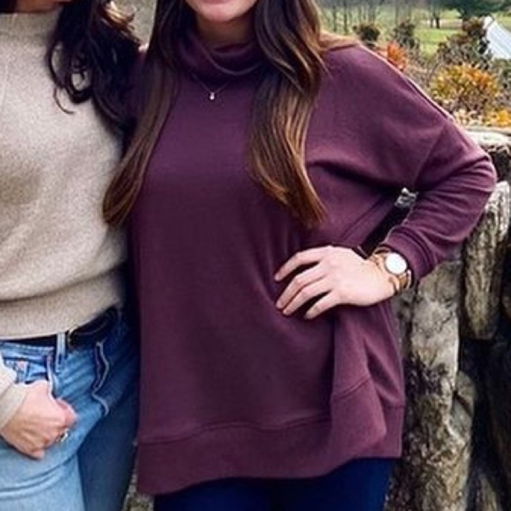 Aerie Top